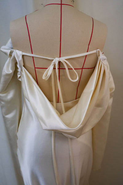 Sachi Bridal Woll-Seidenkleid