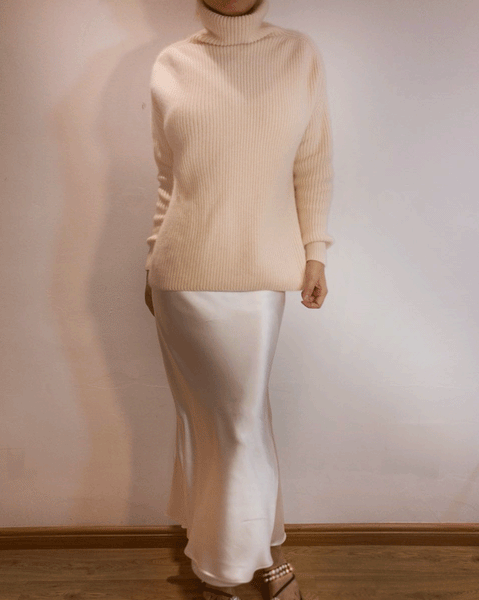 100% Cashmere Chamapagne White Sweater - Studio Alashanghai Silk