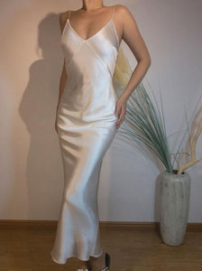 %100 Dut İpek Sade V Yaka Elbise - Studio Alashanghai Silk