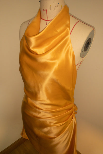Mini abito con scollo all'americana Alias ​​100% seta di gelso
