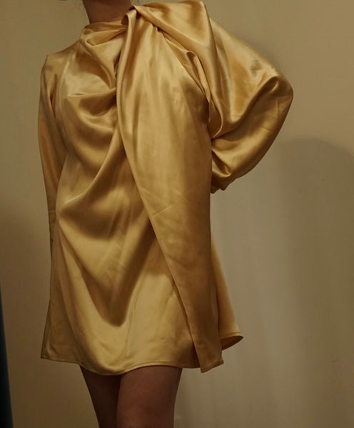 Mini abito in seta di gelso color oro